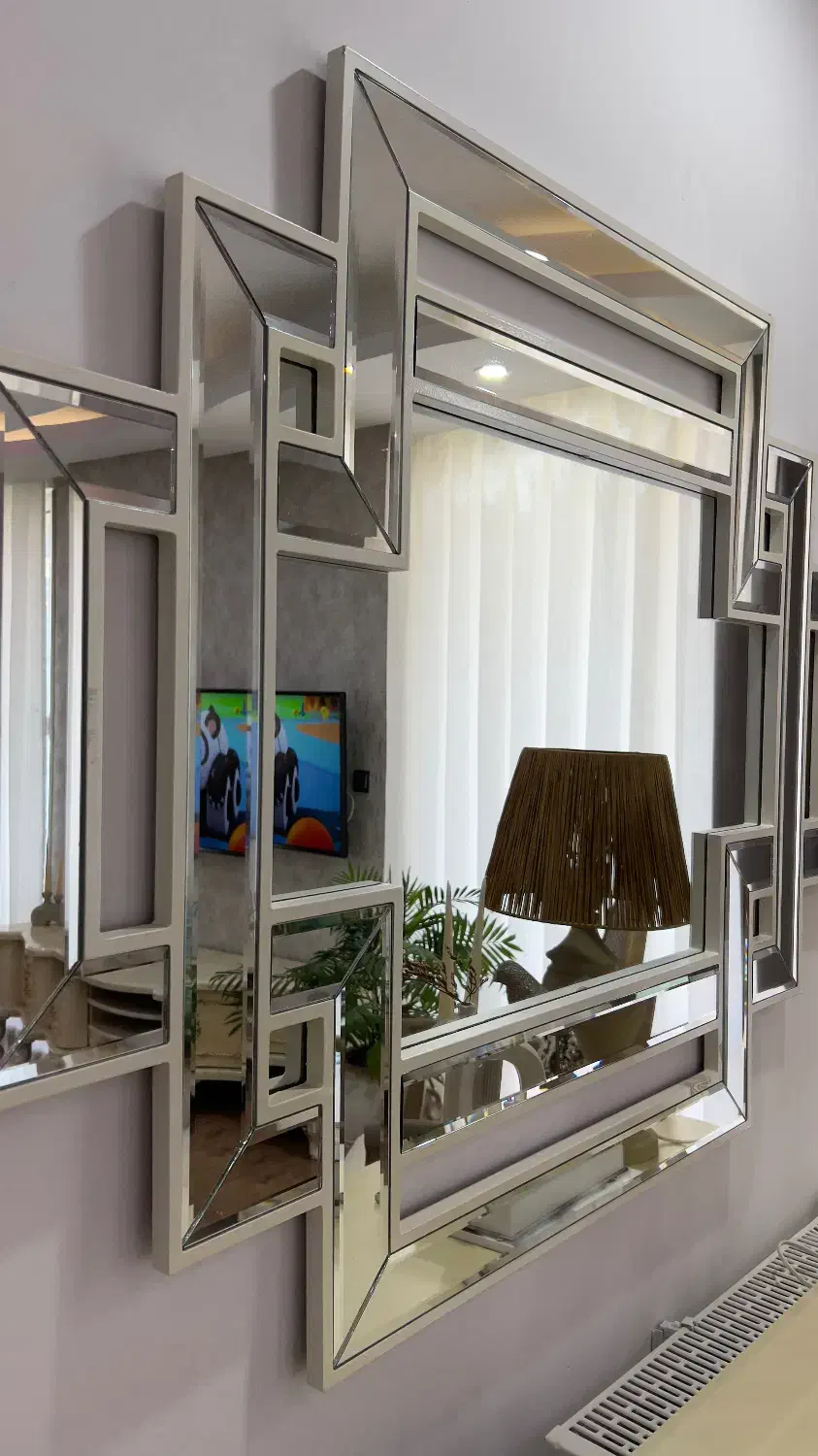 آینه بزرگ باکیفیت درحد نو|آینه|حویق, |دیوار