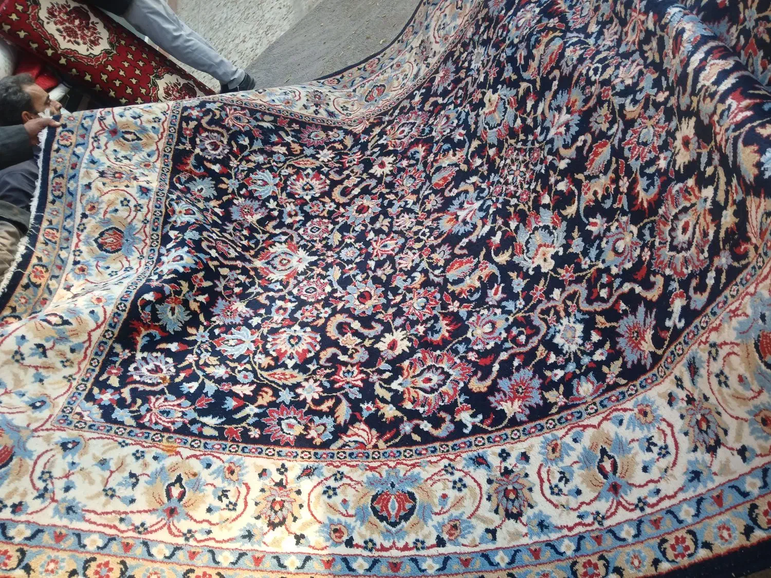 چند تخته فرش راوند و غیره|فرش|خرم‌آباد, |دیوار