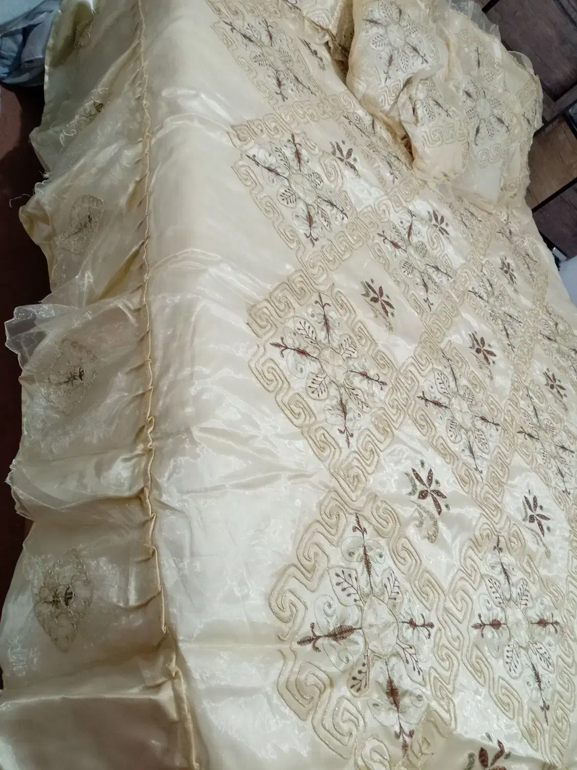 روتختی دونفره ساتن کاملا نو|سرویس روتختی|نیشابور, شهرک ولیعصر|دیوار