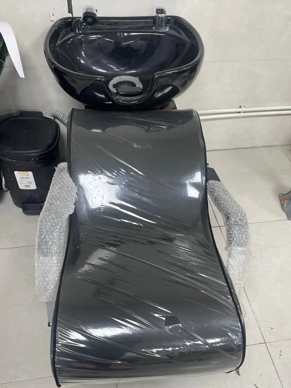 تجهیزات سالن زیبایی|آرایشگاه و سالنهای زیبایی|مراغه, |دیوار