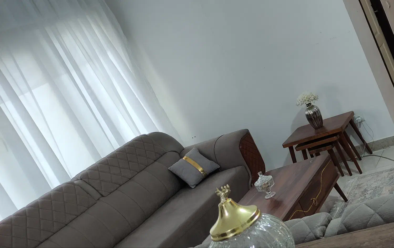 مبل ۸نفره نونو همراه جلومبلی و۳عدد عسلی|مبلمان خانگی و میز عسلی|پاکدشت, شهرک امام رضا|دیوار