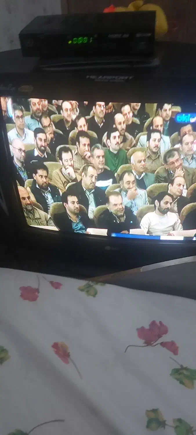 تلویزیونکاملاسالم|تلویزیون و پروژکتور|اردبیل, |دیوار