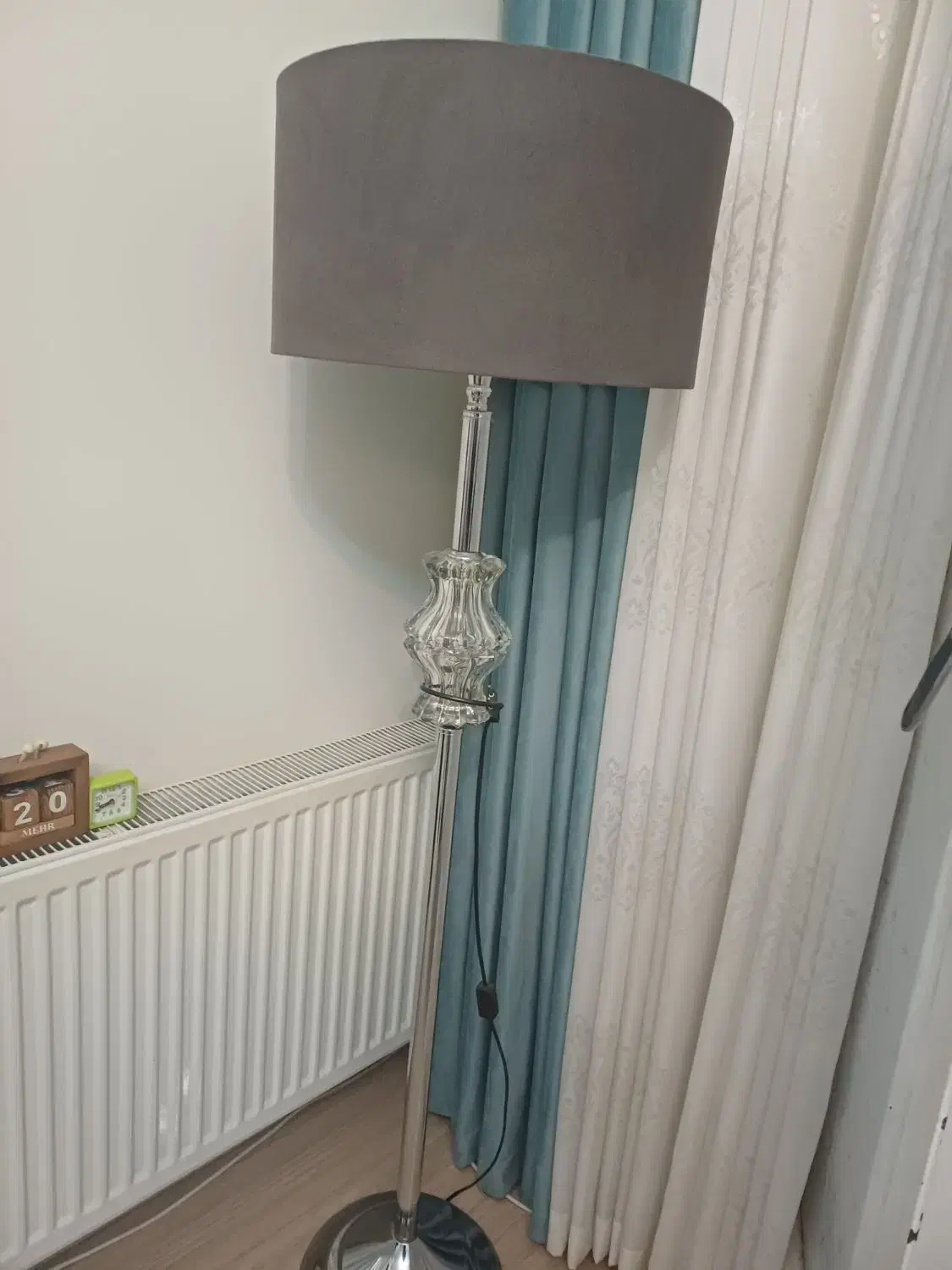 اباژور کنار سالنی|چراغ خواب و آباژور|تهران, سازمان برنامه شمالی|دیوار