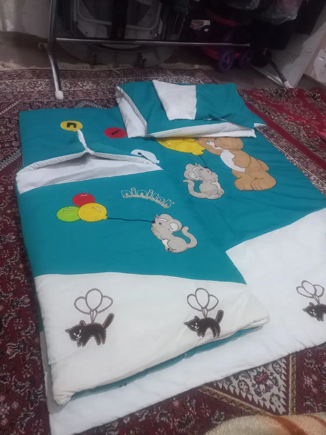 سرویس تشک نوزاد هرکدام ۱۵۰۰|رختخواب، بالش، پتو|همدان, |دیوار