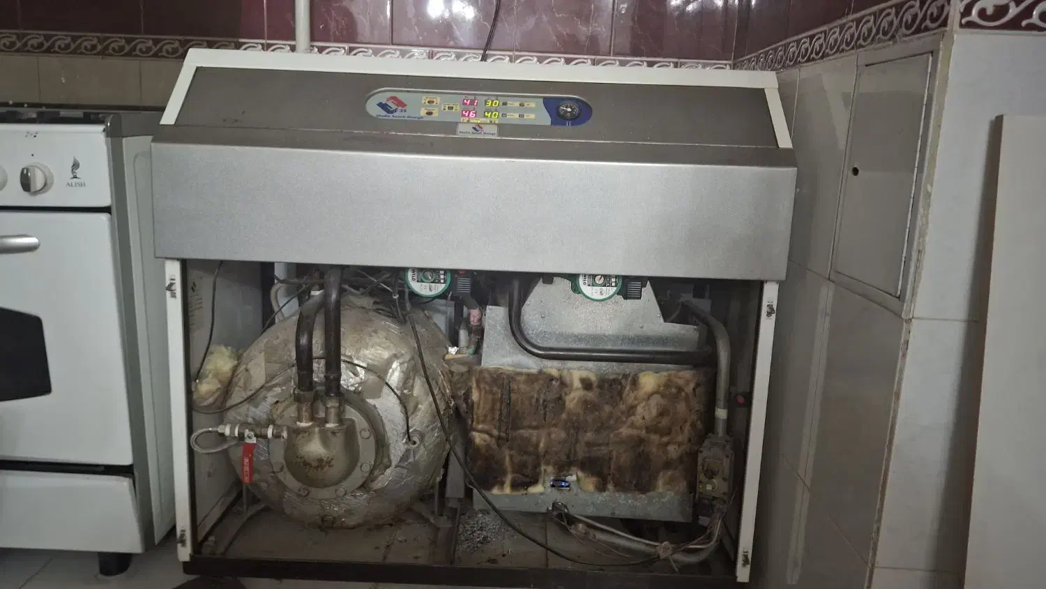 آبگرمکن زمینی|آبگرمکن، پکیج، شوفاژ|پردیس, فاز ۳|دیوار