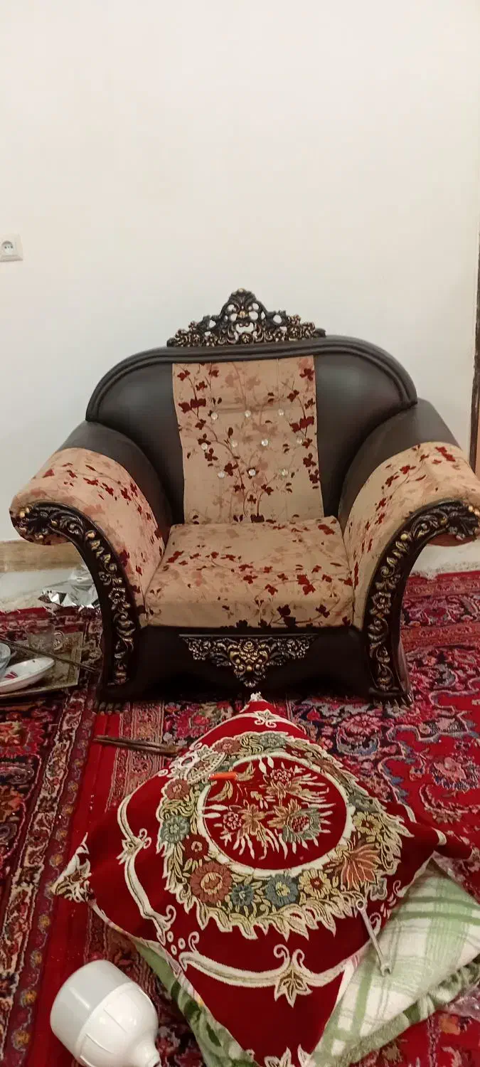 مبلمان کارکرده|مبلمان خانگی و میز عسلی|بناب, |دیوار