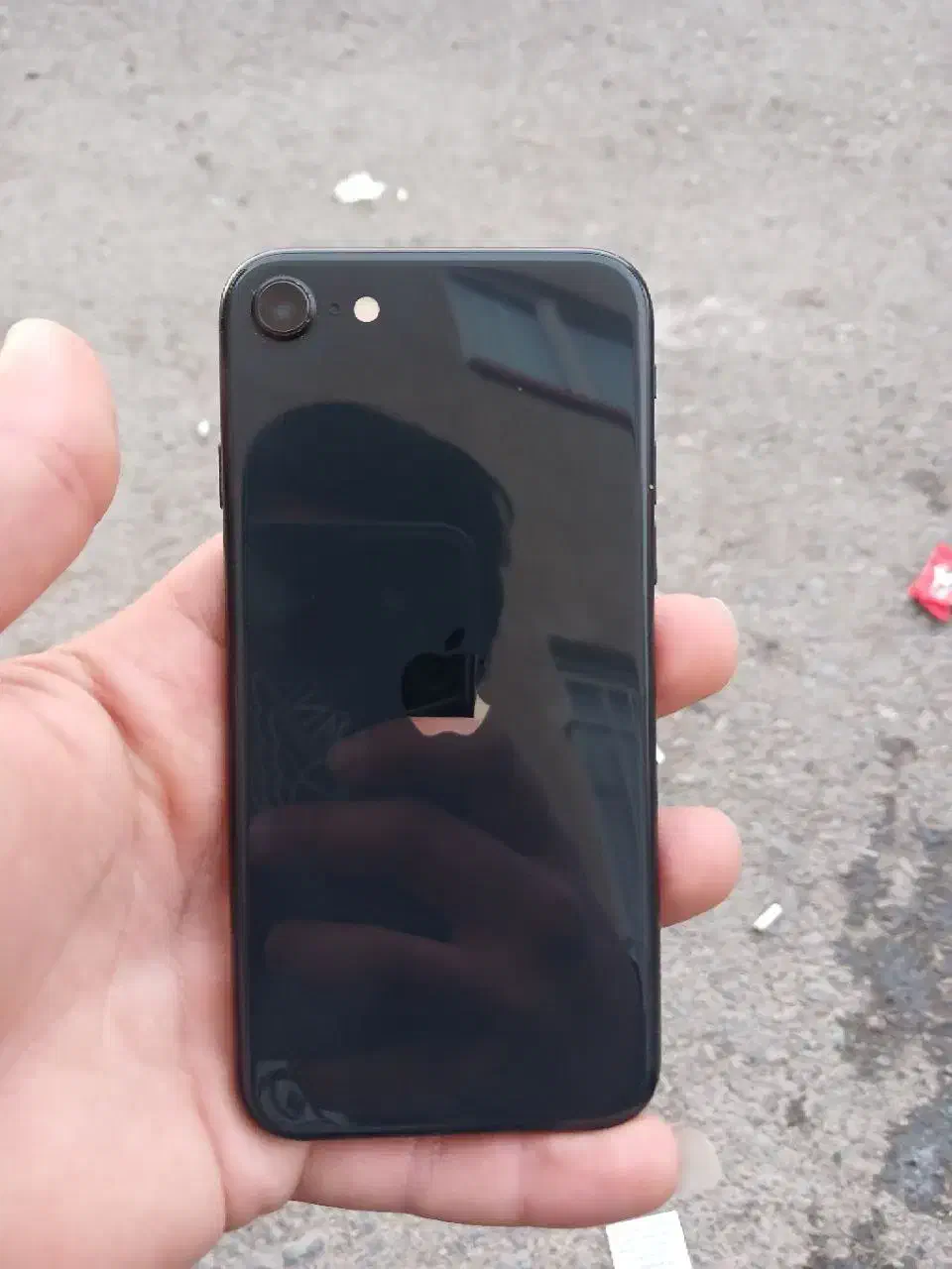 ایفون se2020|موبایل|اسلام‌شهر, مسکن مهر اسلاشهر (شهرک امام خمینی)|دیوار