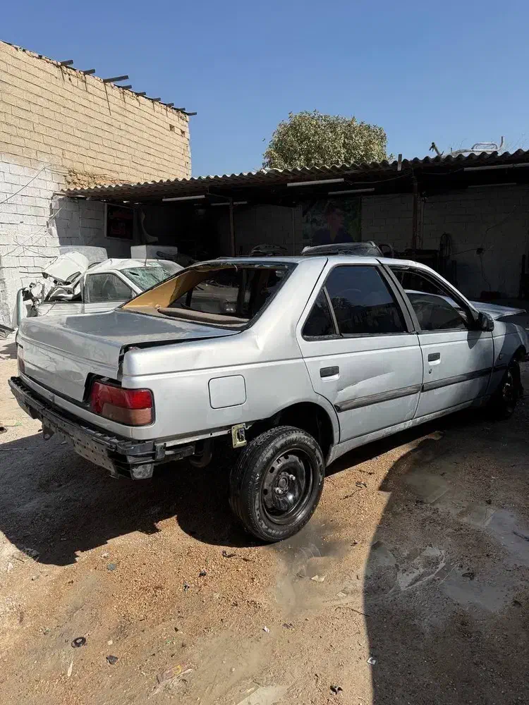 پژو ۴۰۵ مدل ۹۲ تصادفی|خودرو سواری و وانت|مشهد, ثامن|دیوار