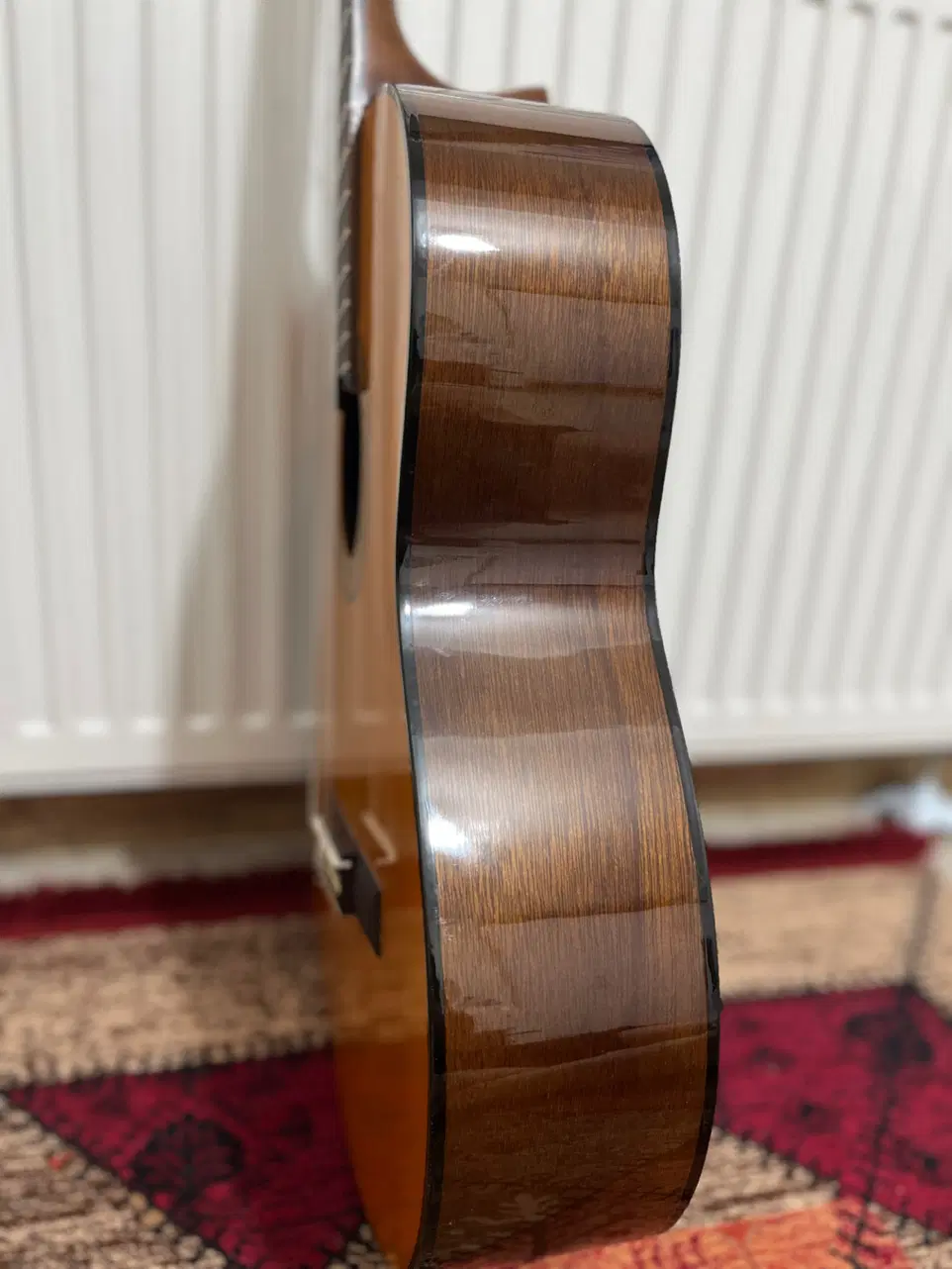 گیتار|گیتار، بیس، امپلیفایر|ملایر, |دیوار