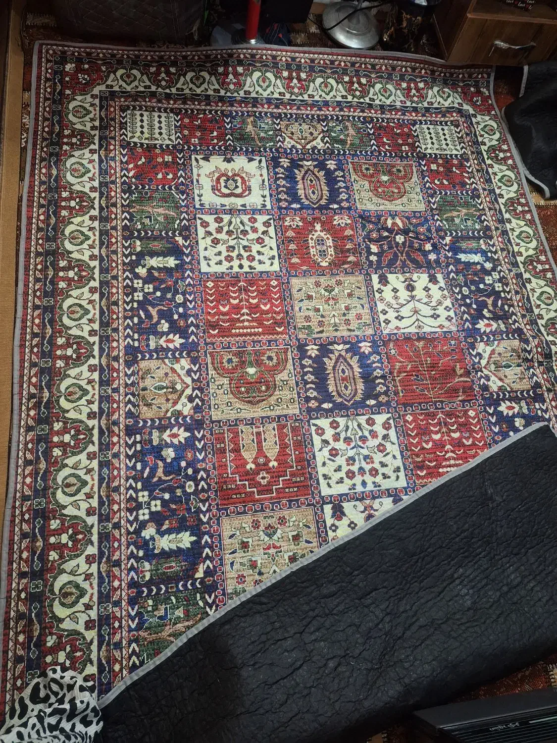 فرشینه|فرش|اصفهان, مفتح|دیوار