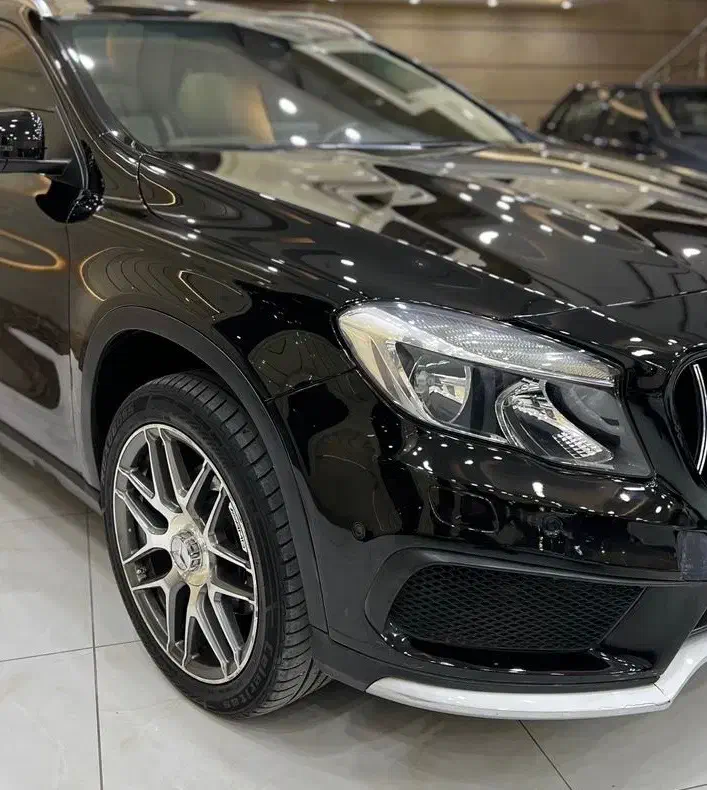 چراغ بنزGLA|قطعات یدکی و لوازم جانبی|تهران, شیخ هادی|دیوار