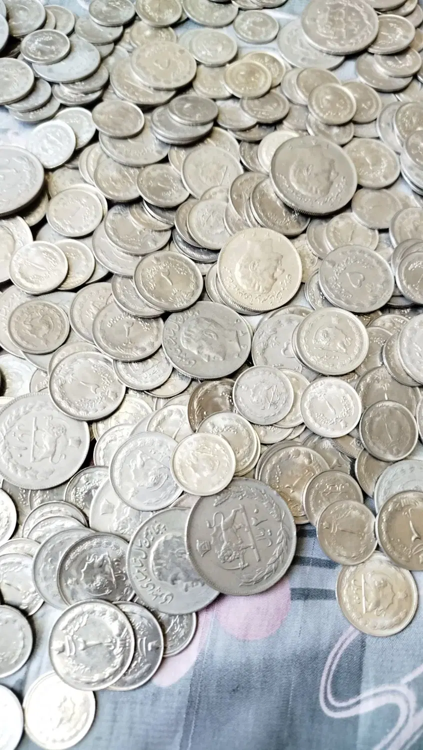 سکه|کلکسیون سکه، تمبر، اسکناس|میبد, |دیوار