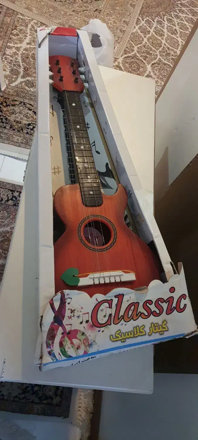 گیتار بچه گانه|گیتار، بیس، امپلیفایر|تهران, صادقیه|دیوار