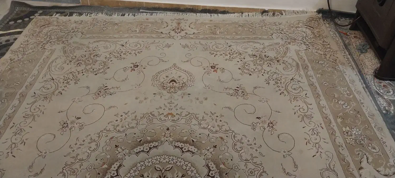 فرش کارکرده|فرش|قدس, شهرقدس|دیوار