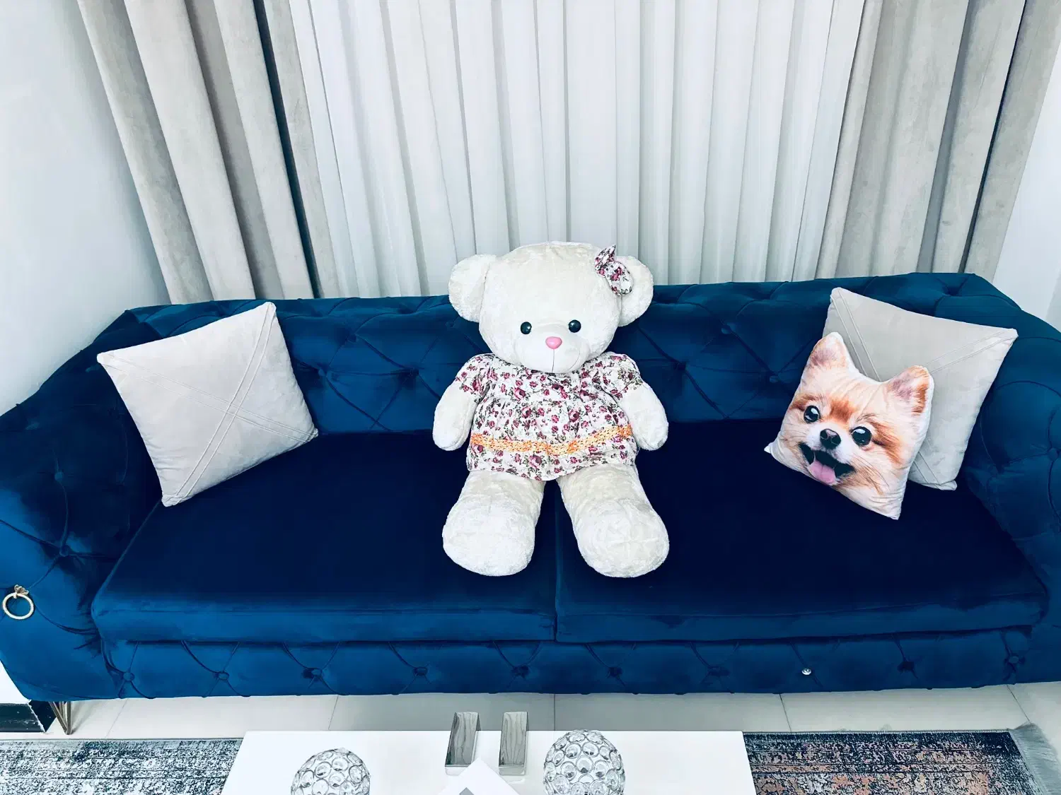 فرش ۶ متری ۱۲۰۰ شانه یه دست مبل چستر میز تلویزیون|مبلمان خانگی و میز عسلی|شهریار, شهریار|دیوار