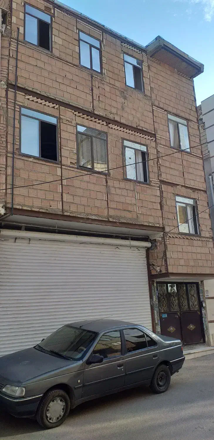 یک دستگاه ساختمان سه طبقه کامل|فروش آپارتمان|رباطکریم, شترخوار|دیوار