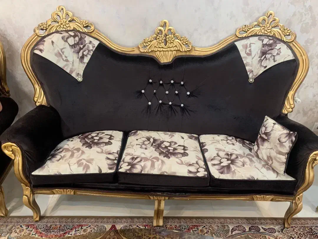 مبلمان سلطنتی شیک|مبلمان خانگی و میز عسلی|مشهد, چهارچشمه|دیوار