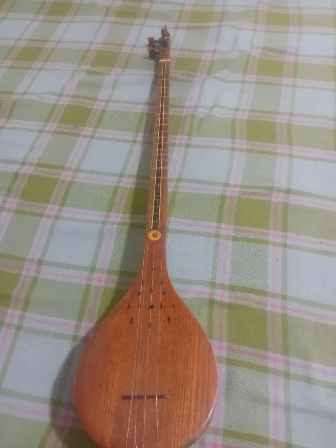 سه تار|سازهای سنتی|نظرآباد, رسالت|دیوار