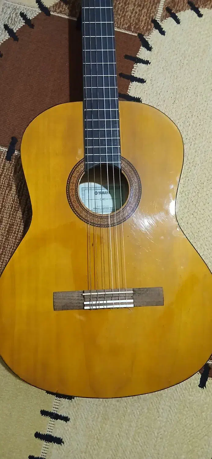 گیتار سی ۴۰ یاماها چینی درجه یک|گیتار، بیس، امپلیفایر|آبادان, |دیوار