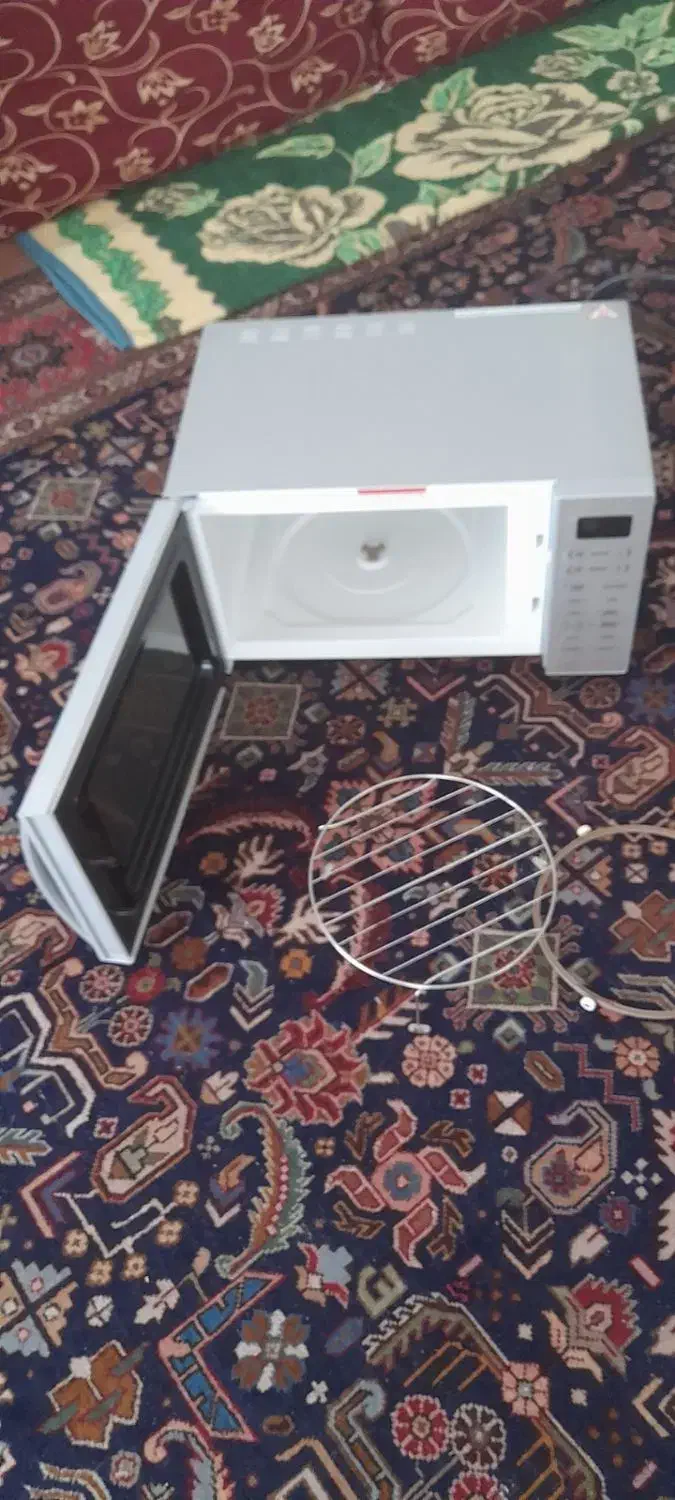 ماکروویو ویرپول 42 لیتری لمسی رنگ نقره|اجاق گاز و لوازم برقی پختوپز|مراغه, |دیوار