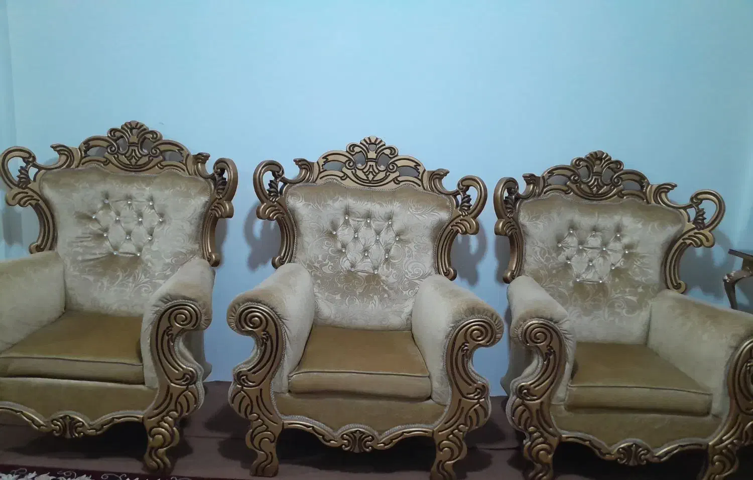 مبل سلطنتی ، راحتی ، کلاسیک|مبلمان خانگی و میز عسلی|تبریز, |دیوار