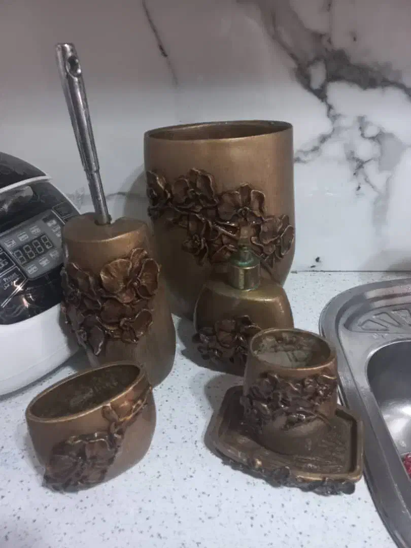 ست لوازم بهداشتی دستشویی|لوازم سرویس بهداشتی|رشت, فلسطین|دیوار