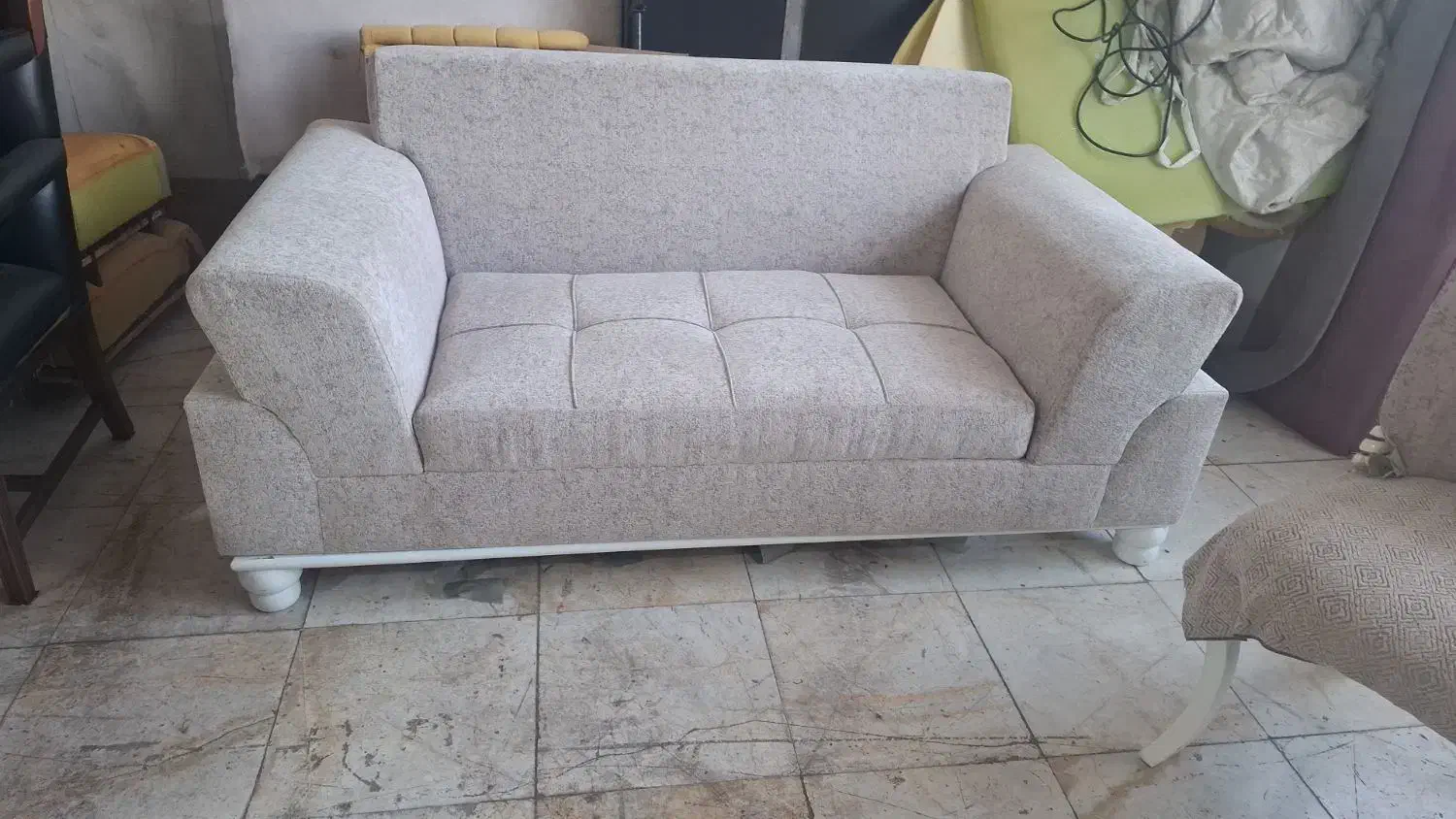 رویه کوب و خیاط آشنا به مبل سازی|خدمات پیشه و مهارت|کیش, |دیوار