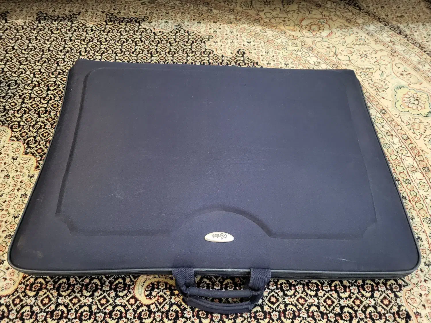 کیف بزرگ ۵۰×۷۰ و وسایل نقشه کشی معماری|لوازم التحریر|اهواز, باغ شیخ|دیوار