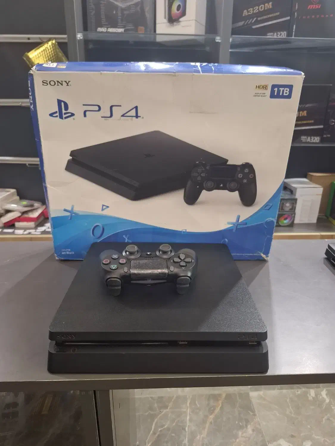 کنسول بازی ps4 slim 1tb|کنسول، بازی ویدئویی و آنلاین|چمستان, |دیوار
