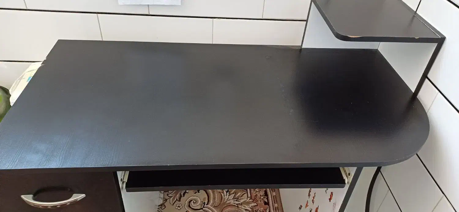 میز کامپیوتر|میز تحریر و کامپیوتر|خمینی‌شهر, |دیوار