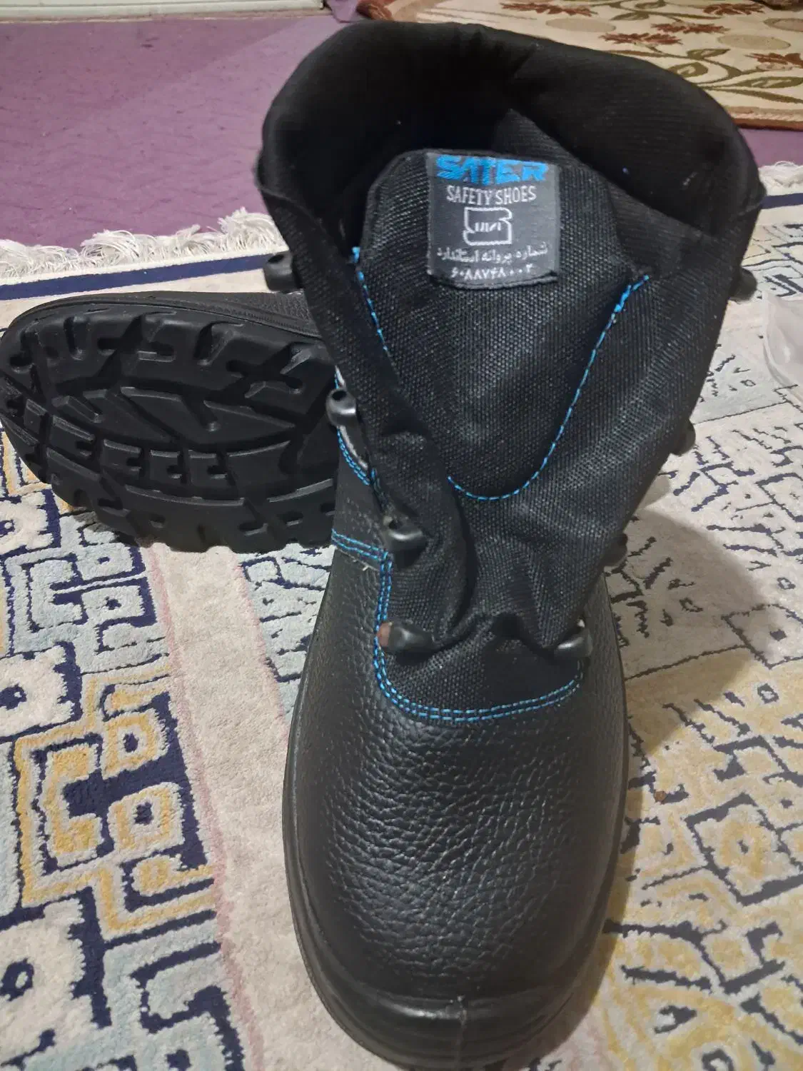 گفش ایمنی زحل|کیف، کفش، کمربند|شاهین‌شهر, شهرک گلدیس|دیوار