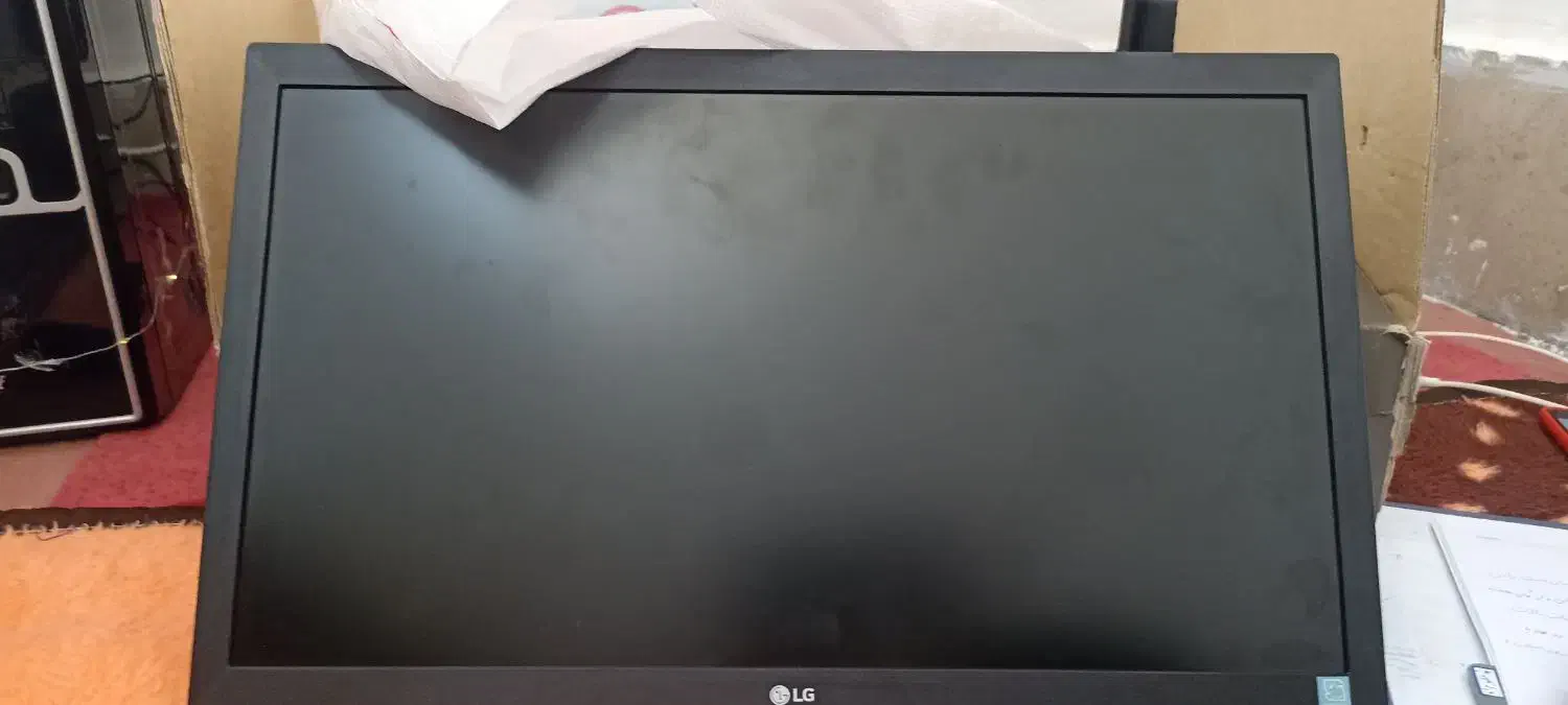 صفه مانیتور ال جی 21 اینچ|قطعات و لوازم جانبی رایانه|تربتحیدریه, نواب صفوی|دیوار
