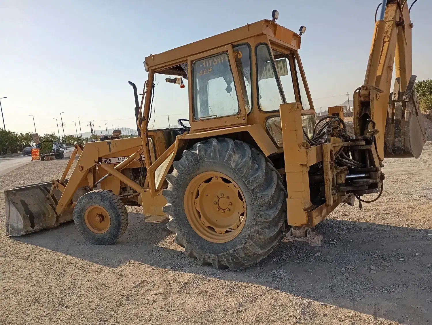 فروش بیل بکهو|خودرو سنگین|شهرکرد, |دیوار