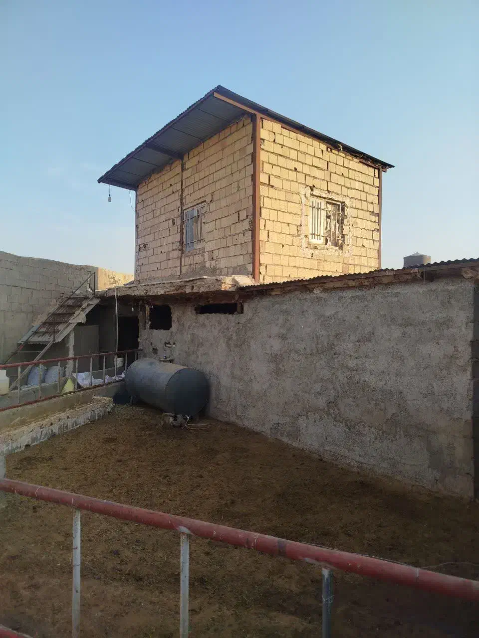 دامداری سالن سوله|فروش دفتر صنعتی، کشاورزی، تجاری|چهارباغ, |دیوار