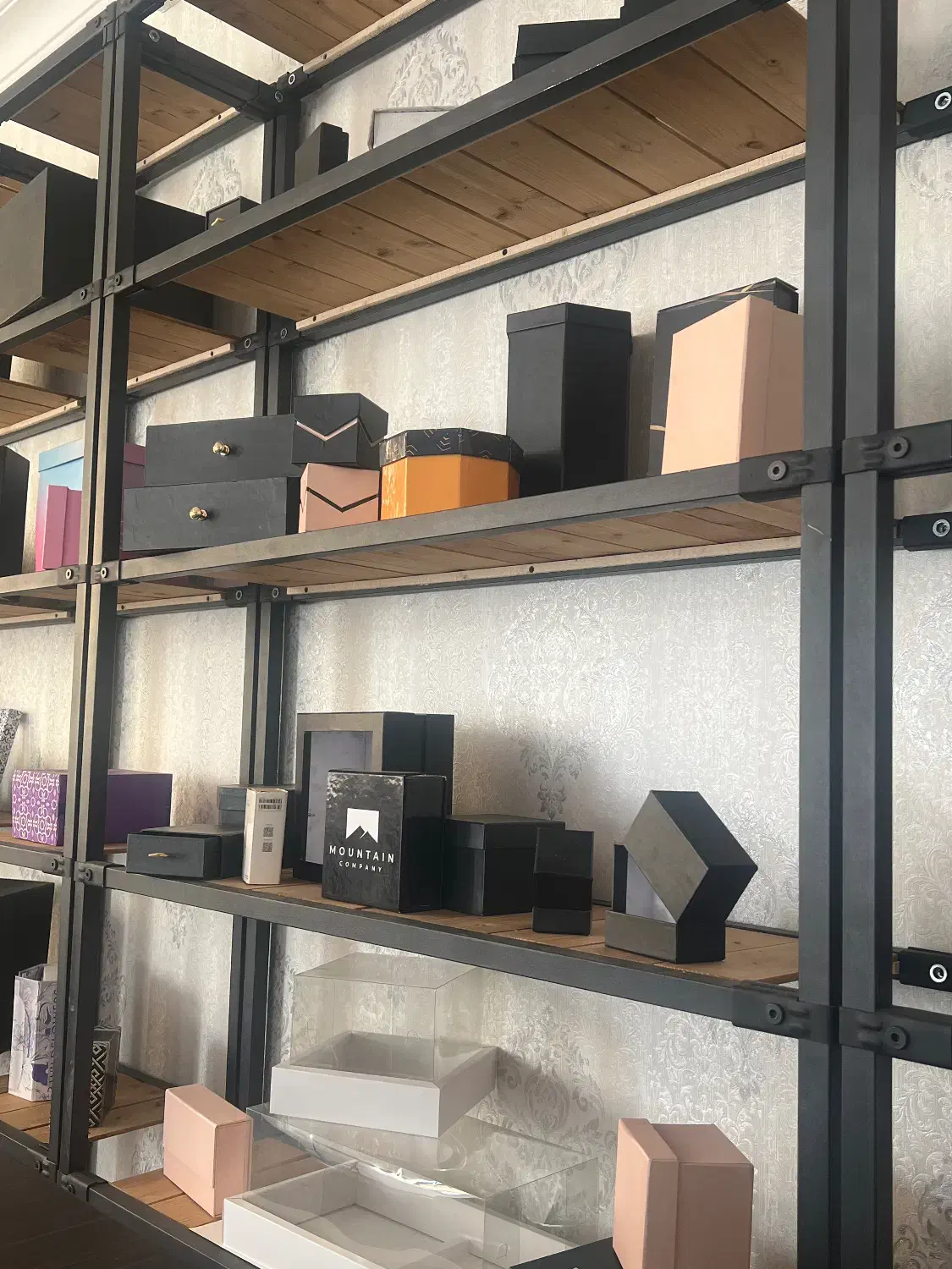 نیروی خانم|استخدام صنعتی، فنی، مهندسی|قم, شاه سید علی|دیوار