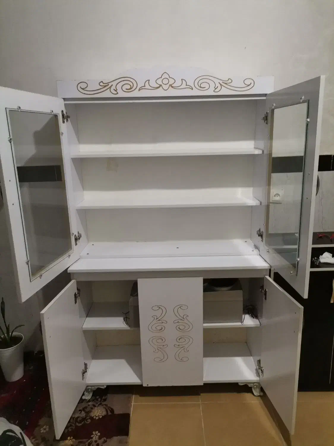 کمد وبوفه|بوفه، ویترین، کنسول|پیرانشهر, |دیوار