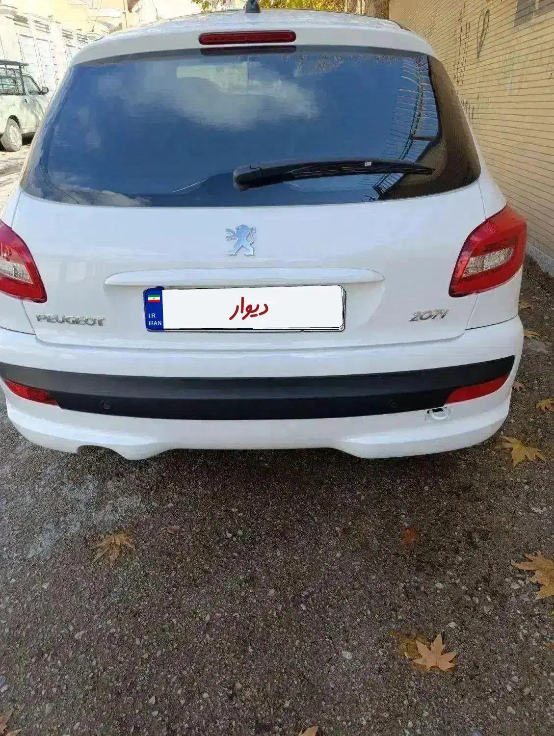 207پاناروما|خودرو سواری و وانت|خرم‌آباد, |دیوار