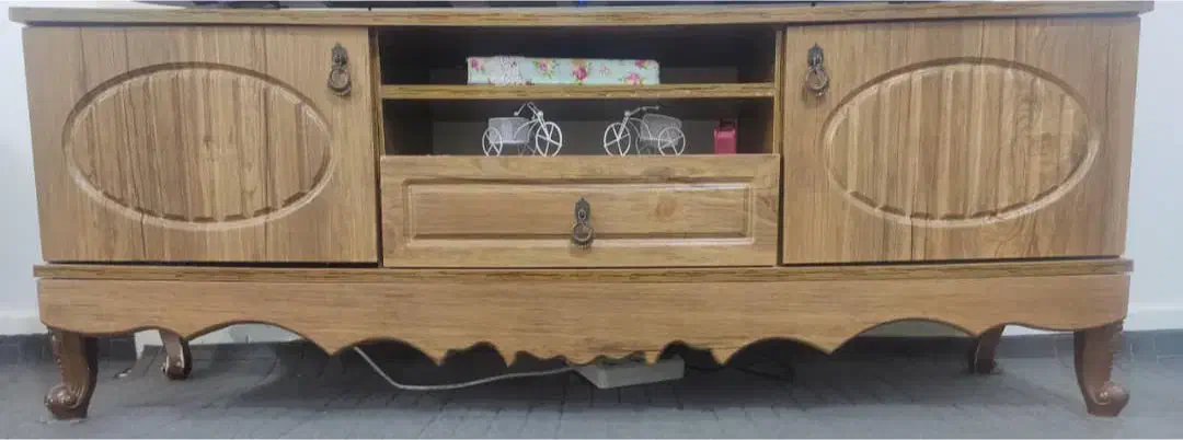 به دلیل جابه جایی مبل ،میز تلویزیون|جاکفشی، کمد، دراور|بندرعباس, |دیوار