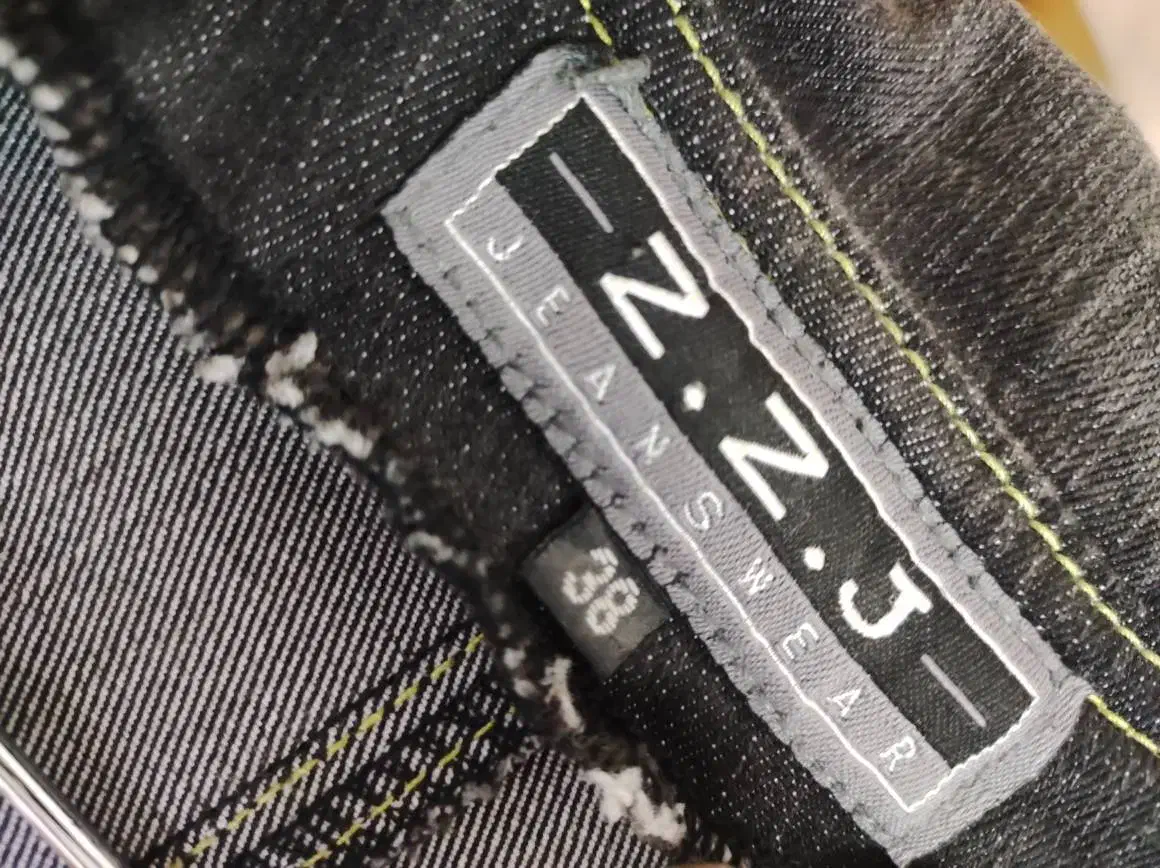 لباس مجلسی|لباس|پاکدشت, کبودگنبد|دیوار