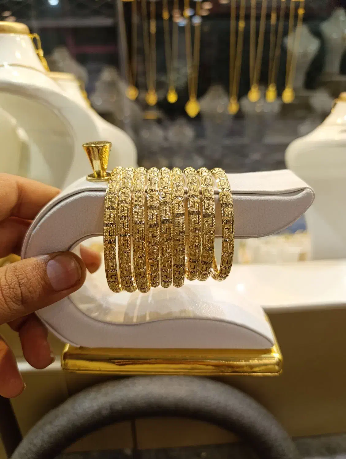 طلا فروشی مانا سرویس 50میلیونی موجود کرده|جواهرات|زابل, |دیوار