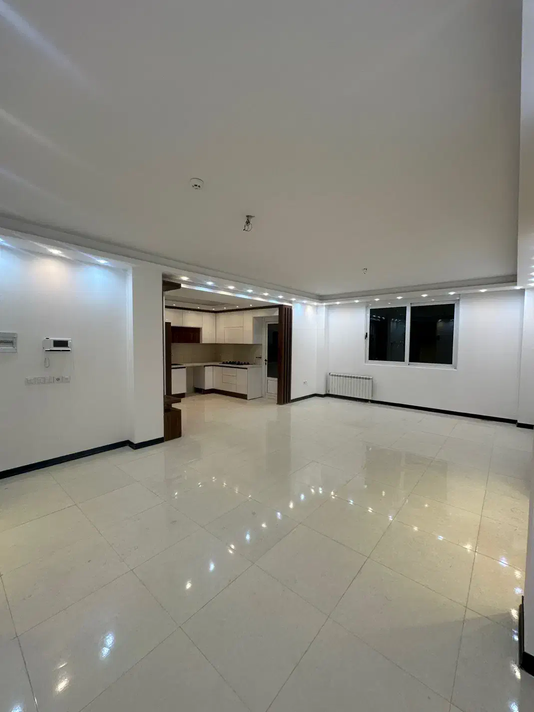 اپارتمان/۱۰۵ متری/بلوار امام رضا|فروش آپارتمان|کاشان, فاز ۲ ناجی آباد|دیوار