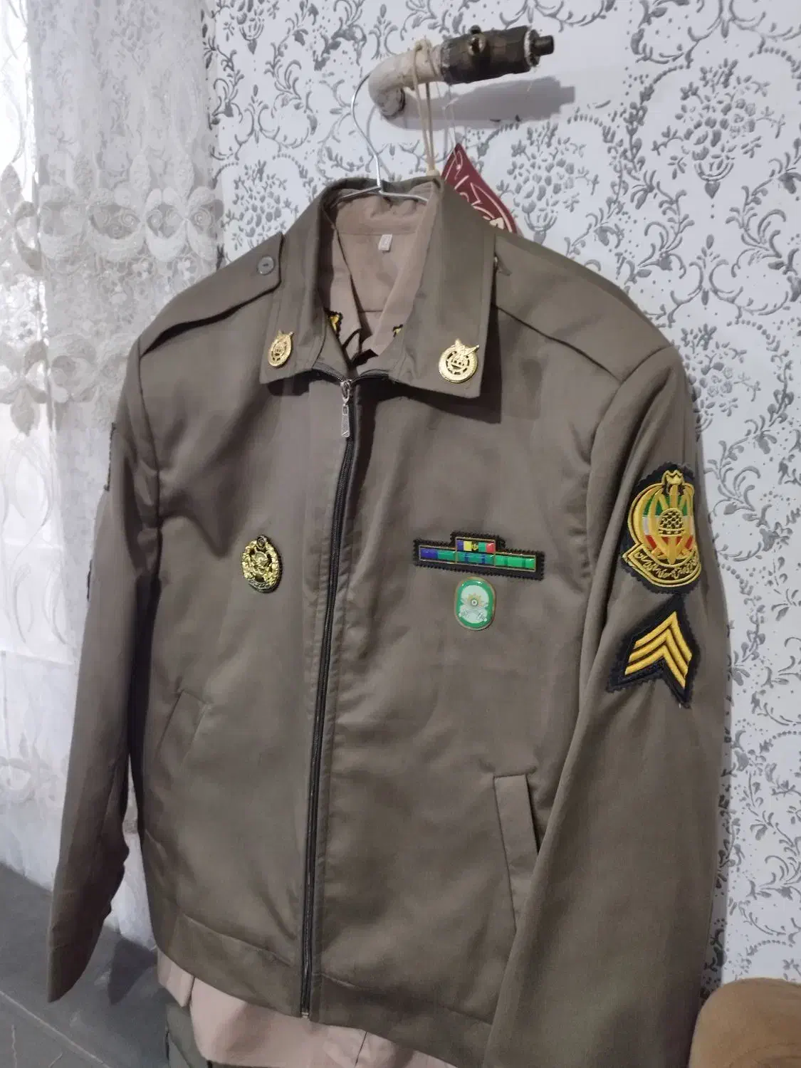 لباس نیروی زمینی ارتش ست کامل|لباس|رشت, آزادگان|دیوار