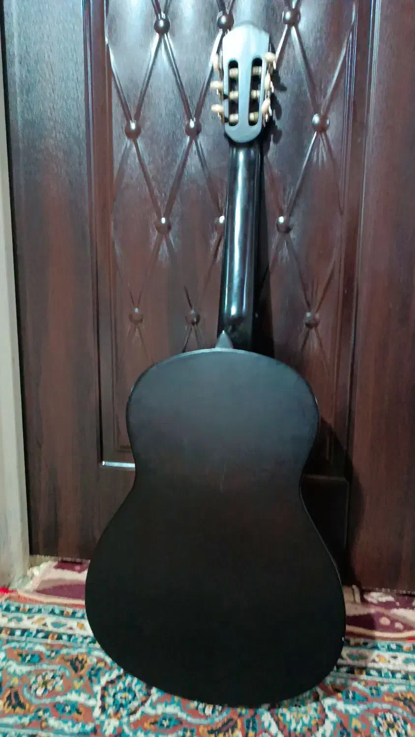 گیتار نو بدون خط و خش و استفاده نشده|گیتار، بیس، امپلیفایر|شیراز, سلطان آباد|دیوار