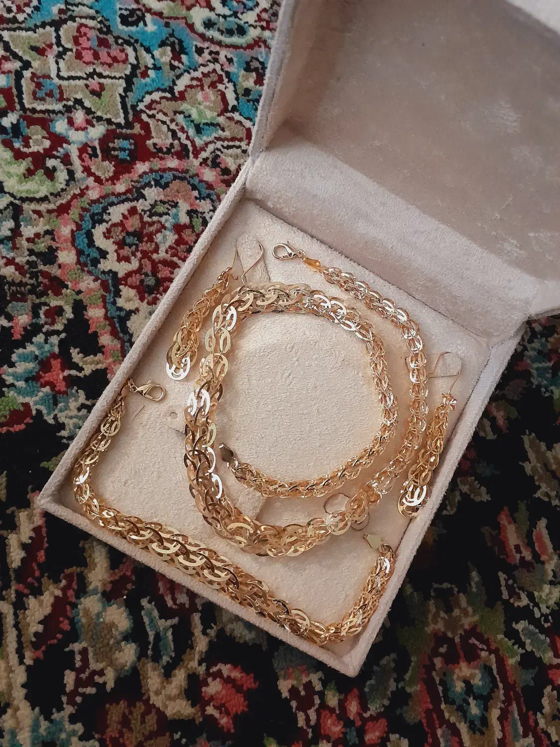 سرویس کارتیر با انگشتر ،طلا نیستن|جواهرات|بروجرد, |دیوار