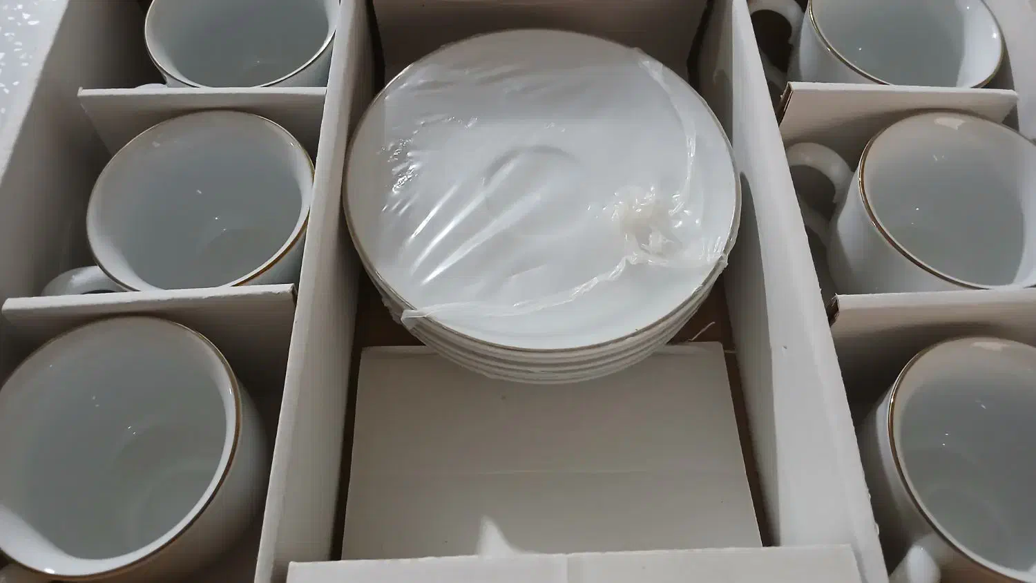 فنجان ونعلبکی چینی|ظروف سرو و پذیرایی|تهران, شهرک فردوس (حسینی)|دیوار