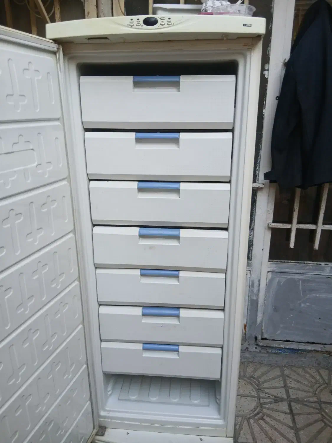 یخچال تمام فریزر سالم در حد نو|یخچال و فریزر|کرمانشاه, |دیوار