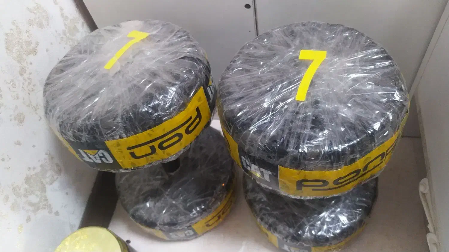 دمبل 7کیلو بتنی|تجهیزات ورزشی|تهران, شهرک امید|دیوار