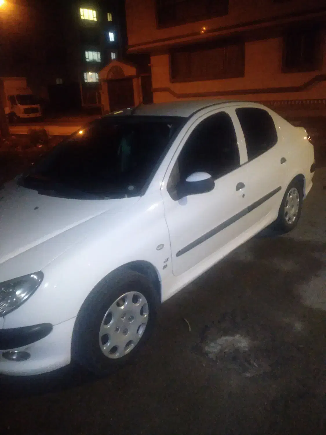 ۲۰۶ اس دی مدل ۹۸ سفید|خودرو سواری و وانت|بوئین زهرا, |دیوار