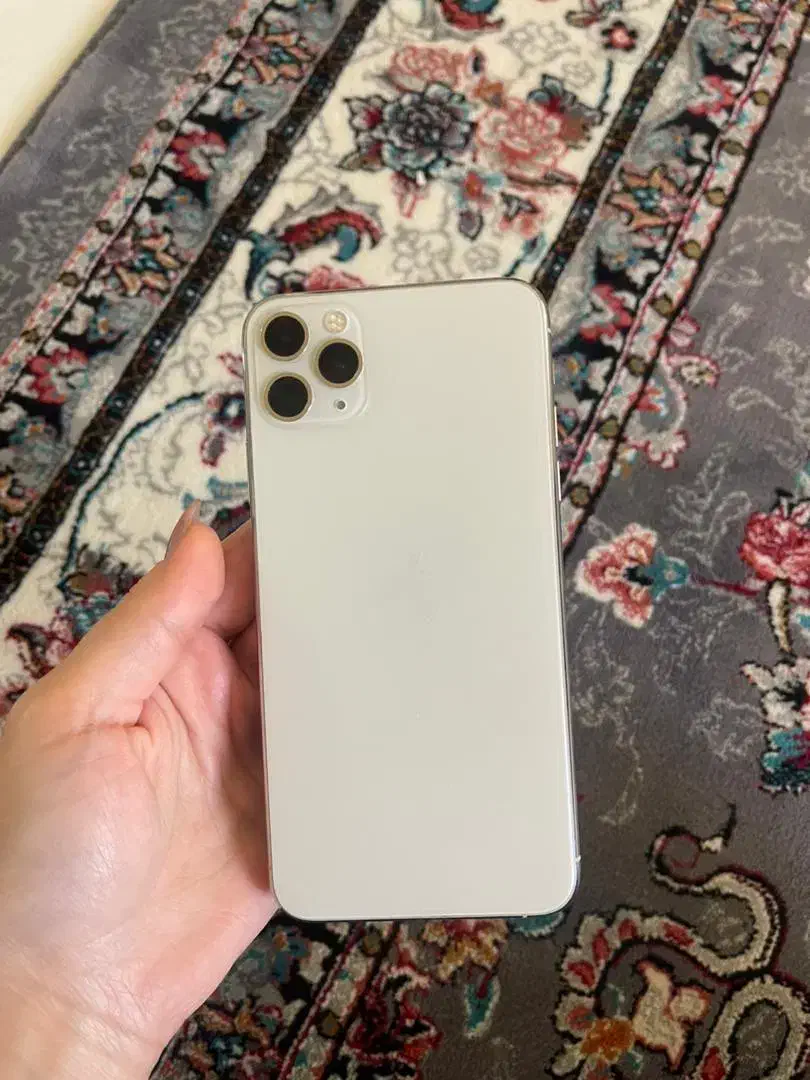 ایفون ۱۱ پرومکس سفید|موبایل|ارومیه, |دیوار