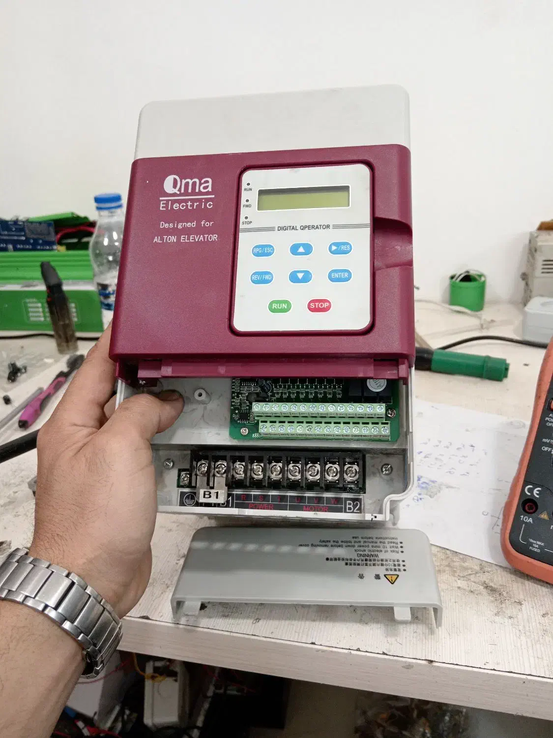 تعمیرات تخصصی تمامی برد های الکترونیکی|خدمات پیشه و مهارت|نیریز, |دیوار